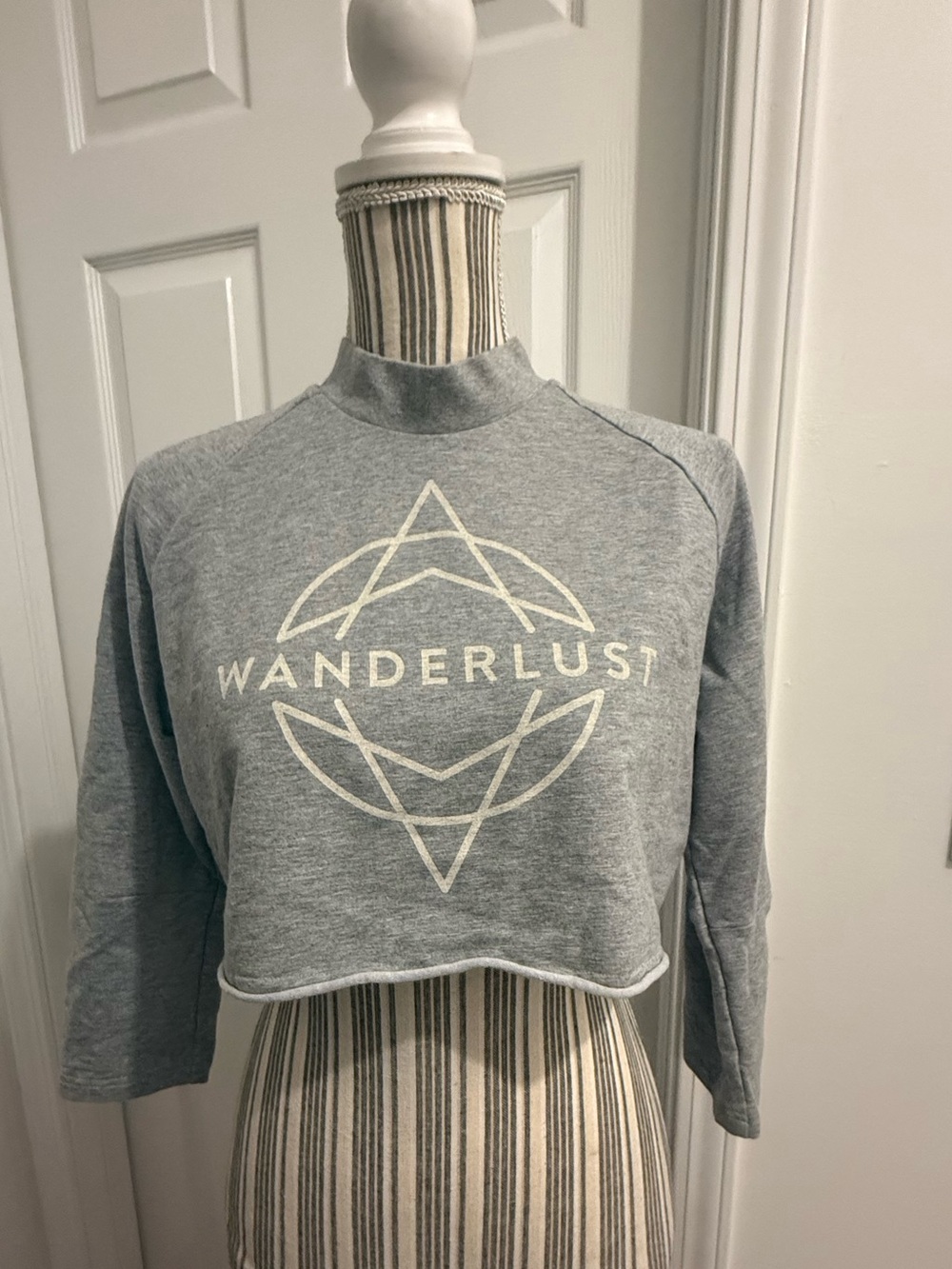 Adidas Wanderlust Crop Top Mock Neck Medium Heather Gray